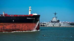 Gejolak Geopolitik Dongkrak Harga Minyak Lebih dari 4%, Iran Ancam Blokade Selat Hormuz